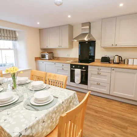 1 Brookside Warcop
