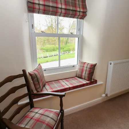 1 Brookside * Warcop