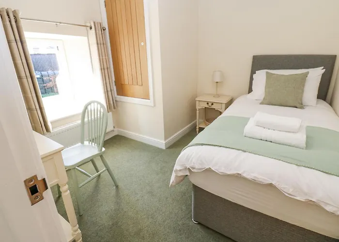 1 Brookside Holiday home