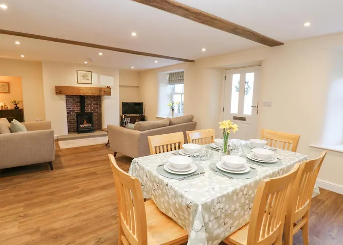 1 Brookside Holiday home